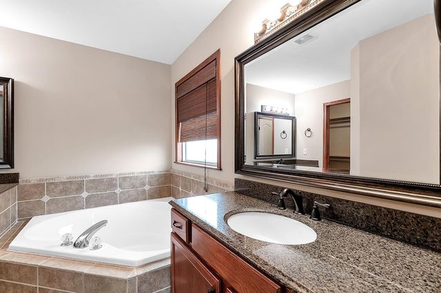 12708 E Cherry Creek Ct, Wichita, KS 67207