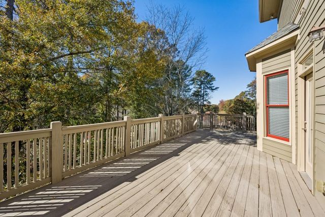 1043 Antioch NE Drive, Brookhaven, GA 30319