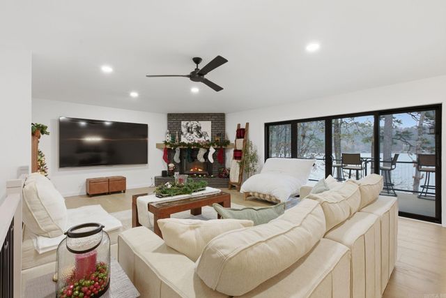 3 Albala Lane, Hot Springs Village, AR 71909