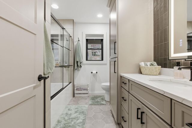 3 Albala Lane, Hot Springs Village, AR 71909