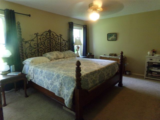 5110 Wedgefield Road, Granbury, TX 76049