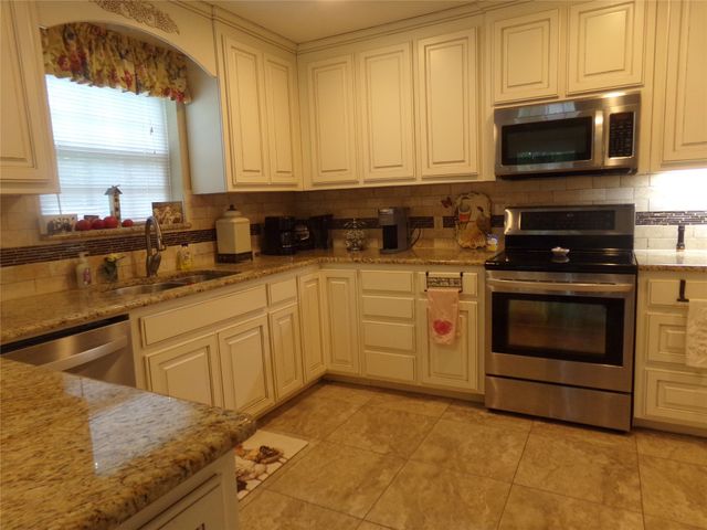 5110 Wedgefield Road, Granbury, TX 76049