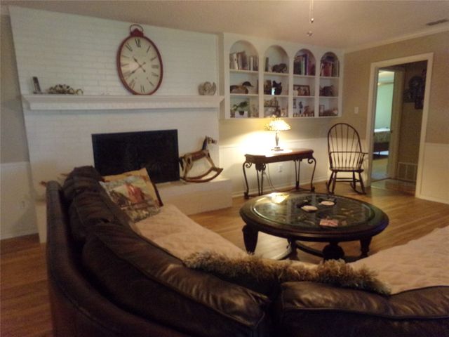 5110 Wedgefield Road, Granbury, TX 76049