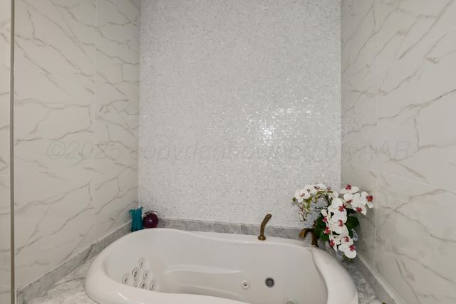 6011 TUSCANY Village, Amarillo, TX 79119