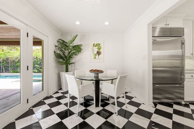 4684 S Versailles Avenue, Highland Park, TX 75209