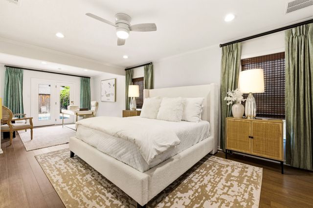 4684 S Versailles Avenue, Highland Park, TX 75209