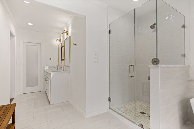 4684 S Versailles Avenue, Highland Park, TX 75209