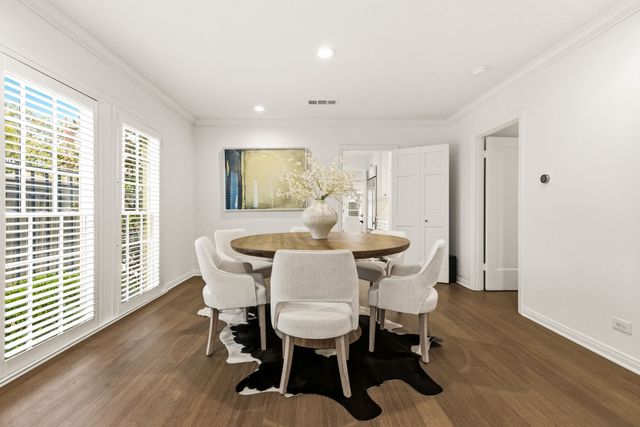 4684 S Versailles Avenue, Highland Park, TX 75209