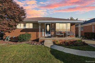 19431 Stephens Drive, Eastpointe, MI 48021