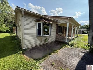 175 Southern Hts, Mayfield, KY 42066