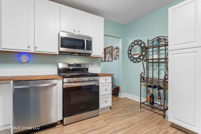 1901 20th Avenue, Gulfport, MS 39501