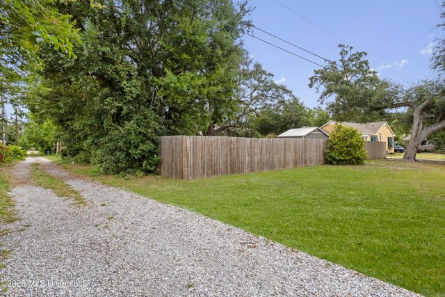 1901 20th Avenue, Gulfport, MS 39501