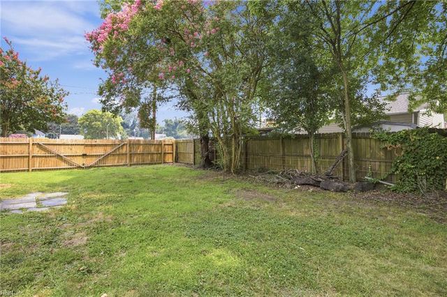838 20th St ST, Newport News, VA 23607
