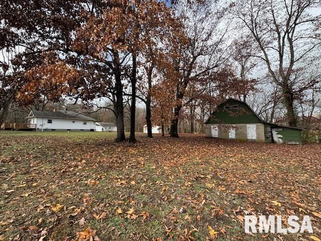 5267 Old North Road, Christopher, IL 62822