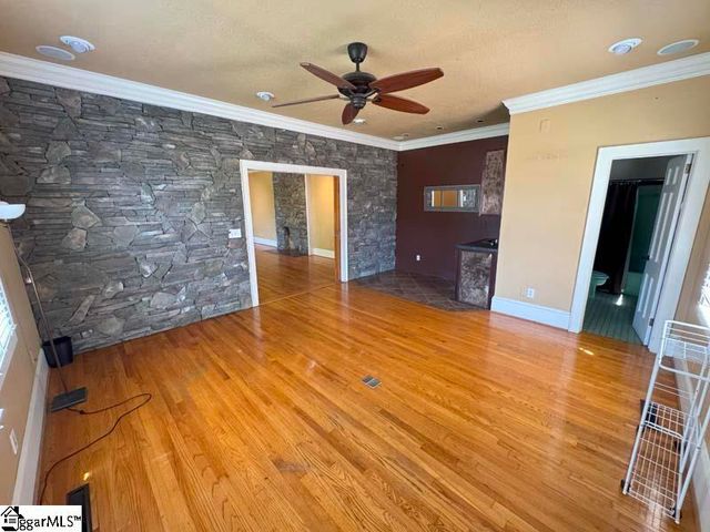 308 W Poinsett Street, Greer, SC 29650