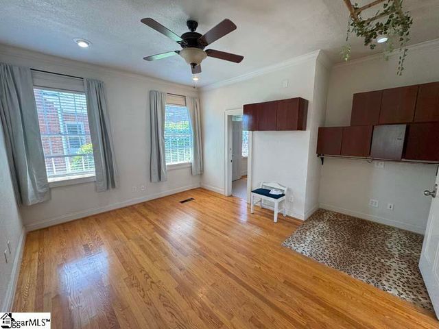 308 W Poinsett Street, Greer, SC 29650