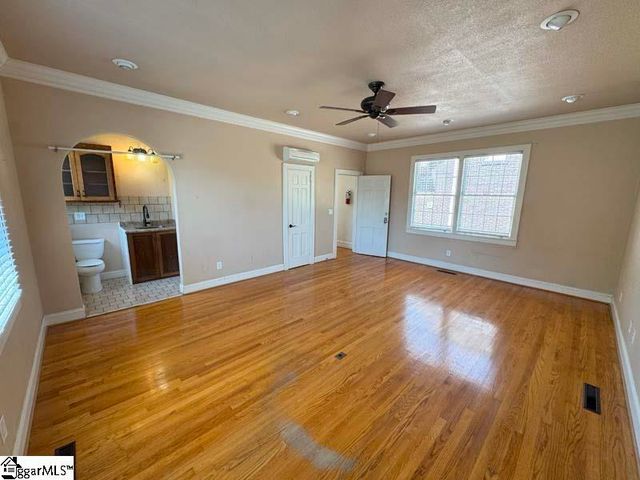 308 W Poinsett Street, Greer, SC 29650