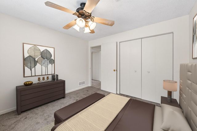 4100 Parkway Ponds Lane, White Bear Lake, MN 55110