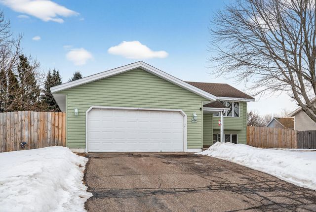 4100 Parkway Ponds Lane, White Bear Lake, MN 55110