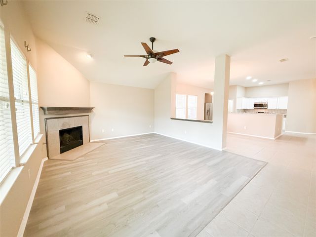 5732 Mariposa Drive, Mckinney, TX 75070