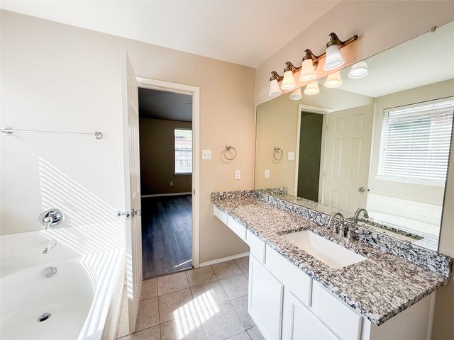 5732 Mariposa Drive, Mckinney, TX 75070