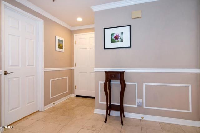 202 S Holliston Avenue 301, Pasadena, CA 91106