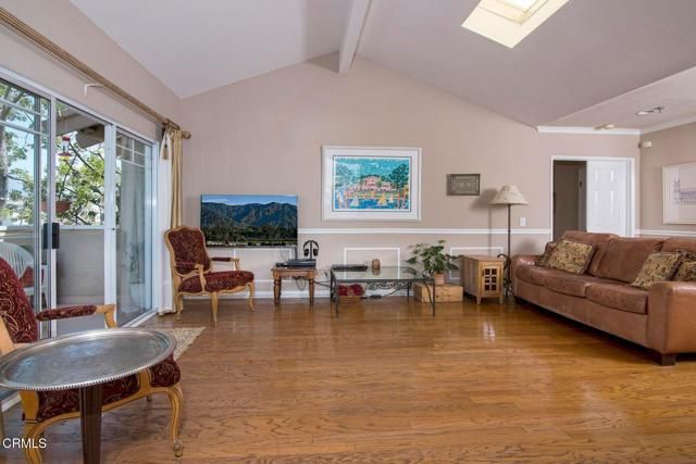 202 S Holliston Avenue 301, Pasadena, CA 91106