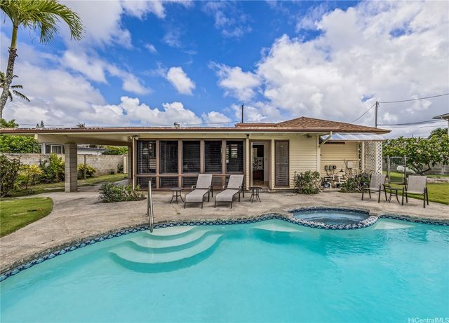 139 Hauoli Street, Kailua, HI 96734
