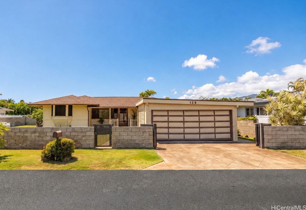 139 Hauoli Street, Kailua, HI 96734