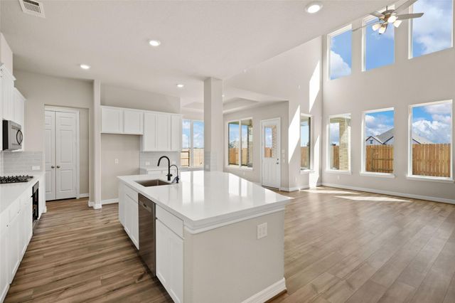 4121 Hidden Autumn Lane, League City, TX 77573