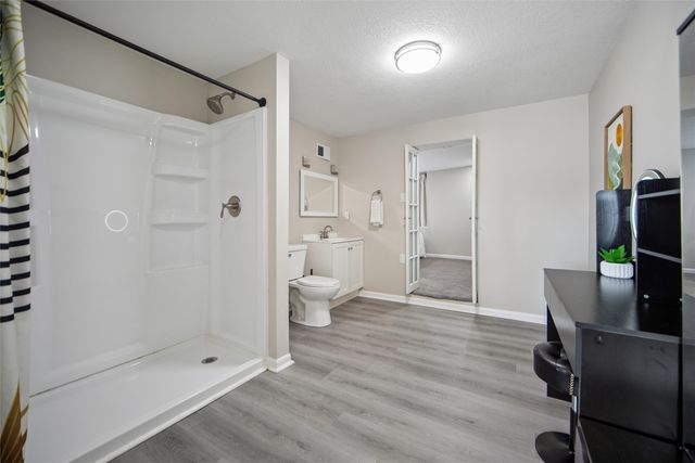 1028 28th Street, West Des Moines, IA 50266