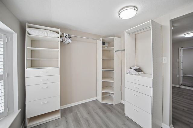 1028 28th Street, West Des Moines, IA 50266