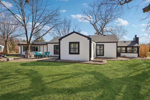 1028 28th Street, West Des Moines, IA 50266