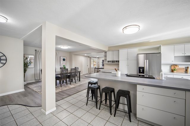 1028 28th Street, West Des Moines, IA 50266