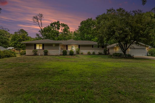 10796 W H Avenue, Oshtemo Twp, MI 49009