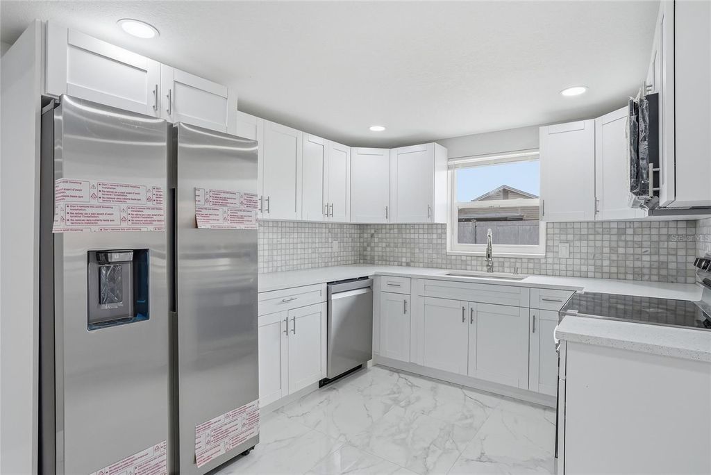 Image 11 of property listing at 6302 DIAMOND DRIVE, New Port Richey, FL 34653