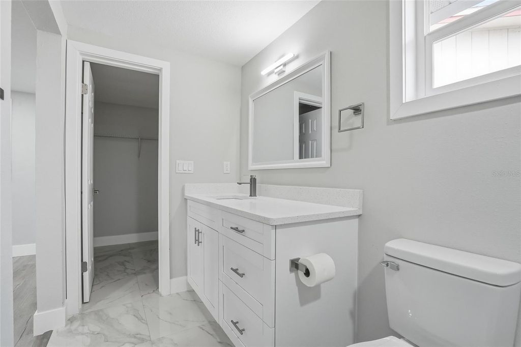 Image 20 of property listing at 6302 DIAMOND DRIVE, New Port Richey, FL 34653