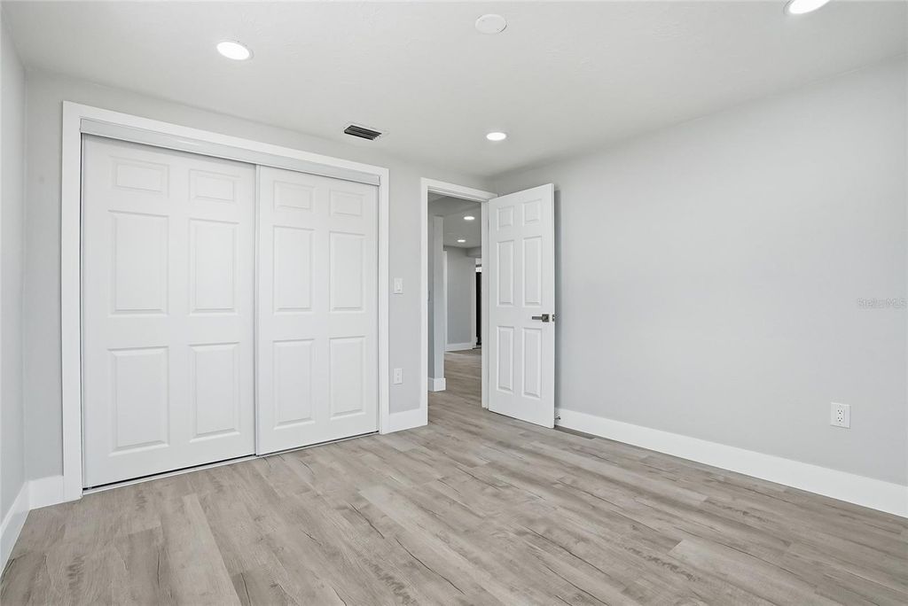 Image 23 of property listing at 6302 DIAMOND DRIVE, New Port Richey, FL 34653