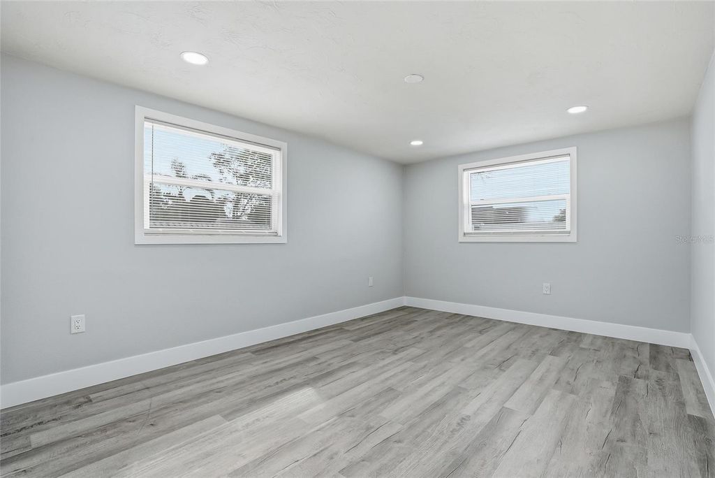 Image 26 of property listing at 6302 DIAMOND DRIVE, New Port Richey, FL 34653