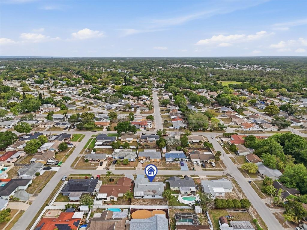 Image 38 of property listing at 6302 DIAMOND DRIVE, New Port Richey, FL 34653