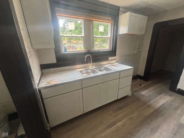 2826 Station Street, Indianapolis, IN 46218