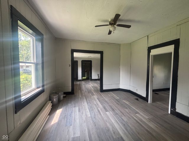 2826 Station Street, Indianapolis, IN 46218