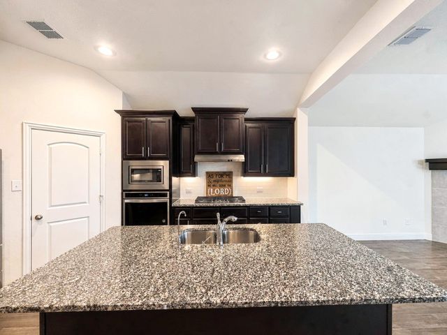 417 Cooper Street, Argyle, TX 76226