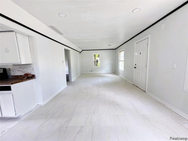 26439 Hopkins Street, Inkster, MI 48141