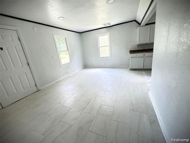 26439 Hopkins Street, Inkster, MI 48141