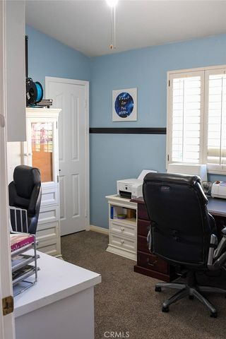 28338 Maxine, Saugus, CA 91350