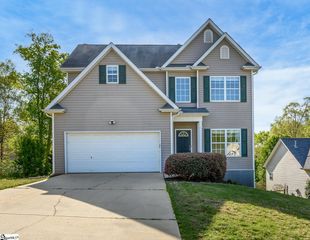 513 Walkingstick Way, Simpsonville, SC 29680