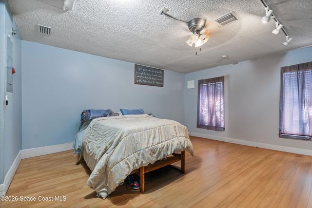 1315 Kayford Street NW, Palm Bay, FL 32907