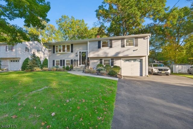 12 Knollwood Dr, Livingston Twp., NJ 07039
