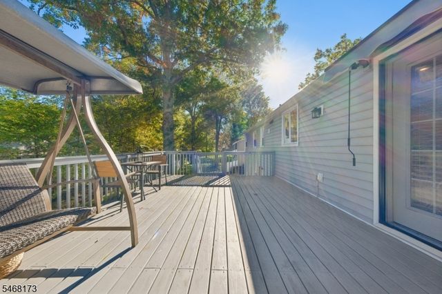 12 Knollwood Dr, Livingston Twp., NJ 07039